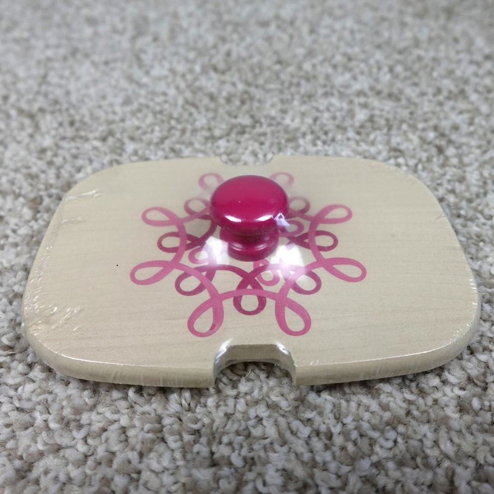 Longaberger 2014 Horizon of Hope Wood Lid Pink Knob 5195964 New in Wrap